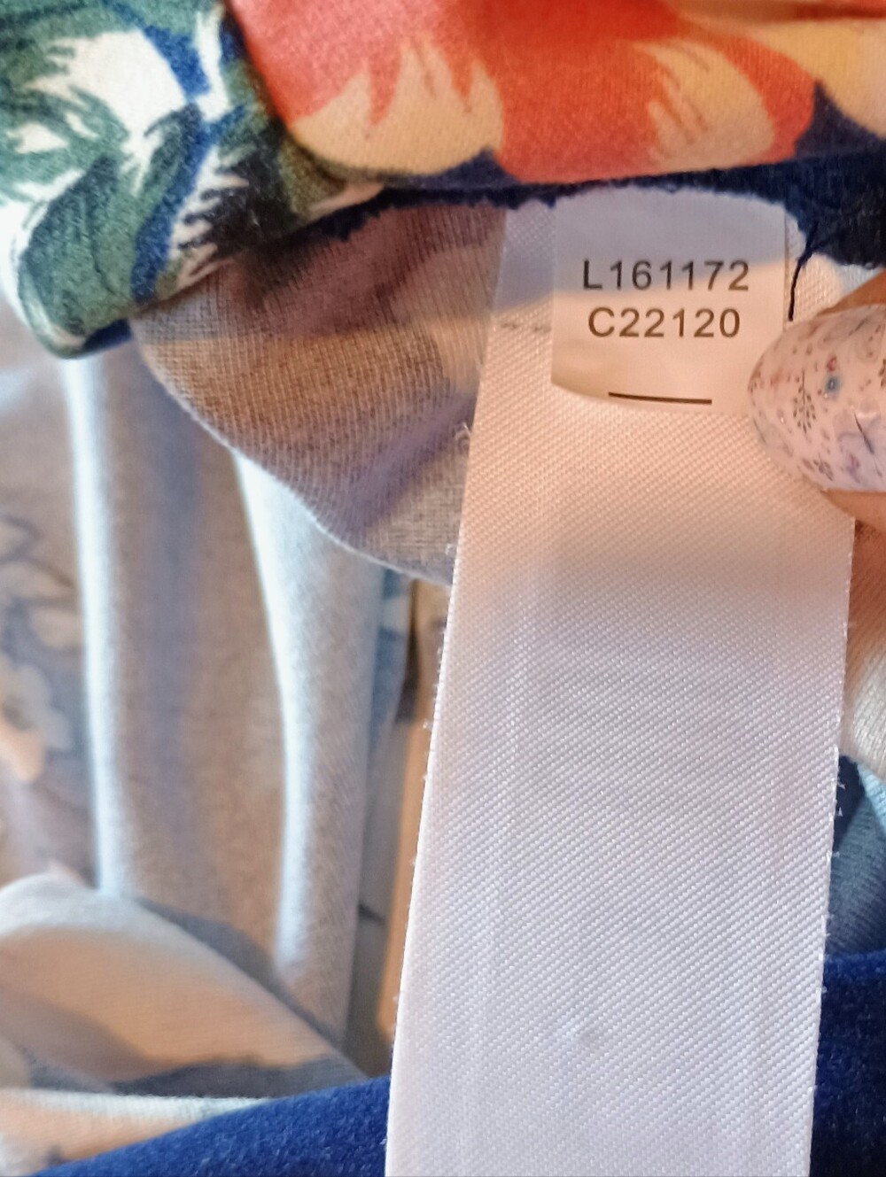 LuLaRoe Blue Multi Color Floral Buttery Soft Leggings Tall And Curvy TC - Picture 4 of 4